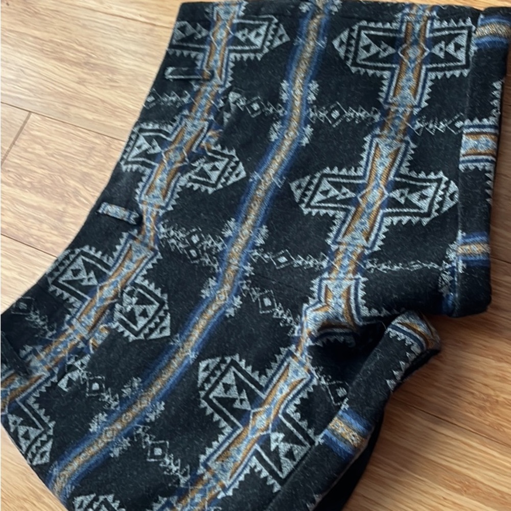Pendleton Boho Westen Patterned Wool Shorts - image 4